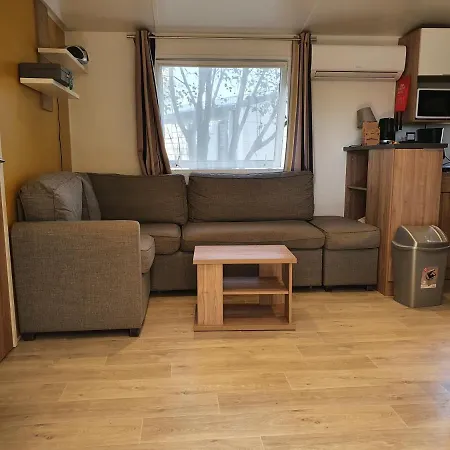 Mobile De Luxe 6 A 8 Personnes Lattes