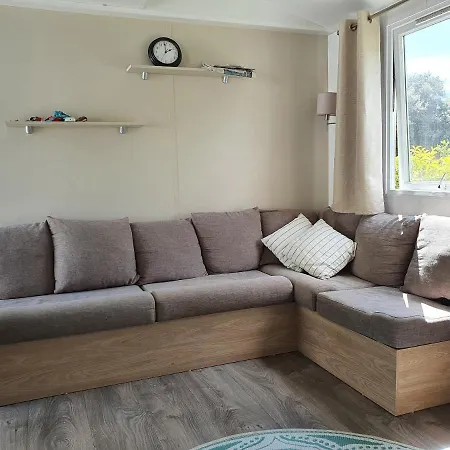 Mobile De Luxe 6 A 8 Personnes * Lattes