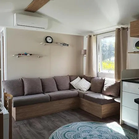 Mobile De Luxe 6 A 8 Personnes Kemp Lattes